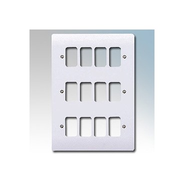 MK K3639WHI Grid Plus FrontPlate 12 Module 206x146mm (White) MK K3639WHI Grid Plus FrontPlate 12 Module 206x146mm (White)
